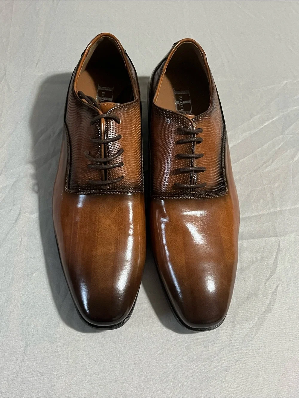 ID Required Men's Two-Tone Brown Dress Shoes Size 11